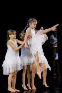 Klasiskā deju studijas "Eleve" 1. grupa